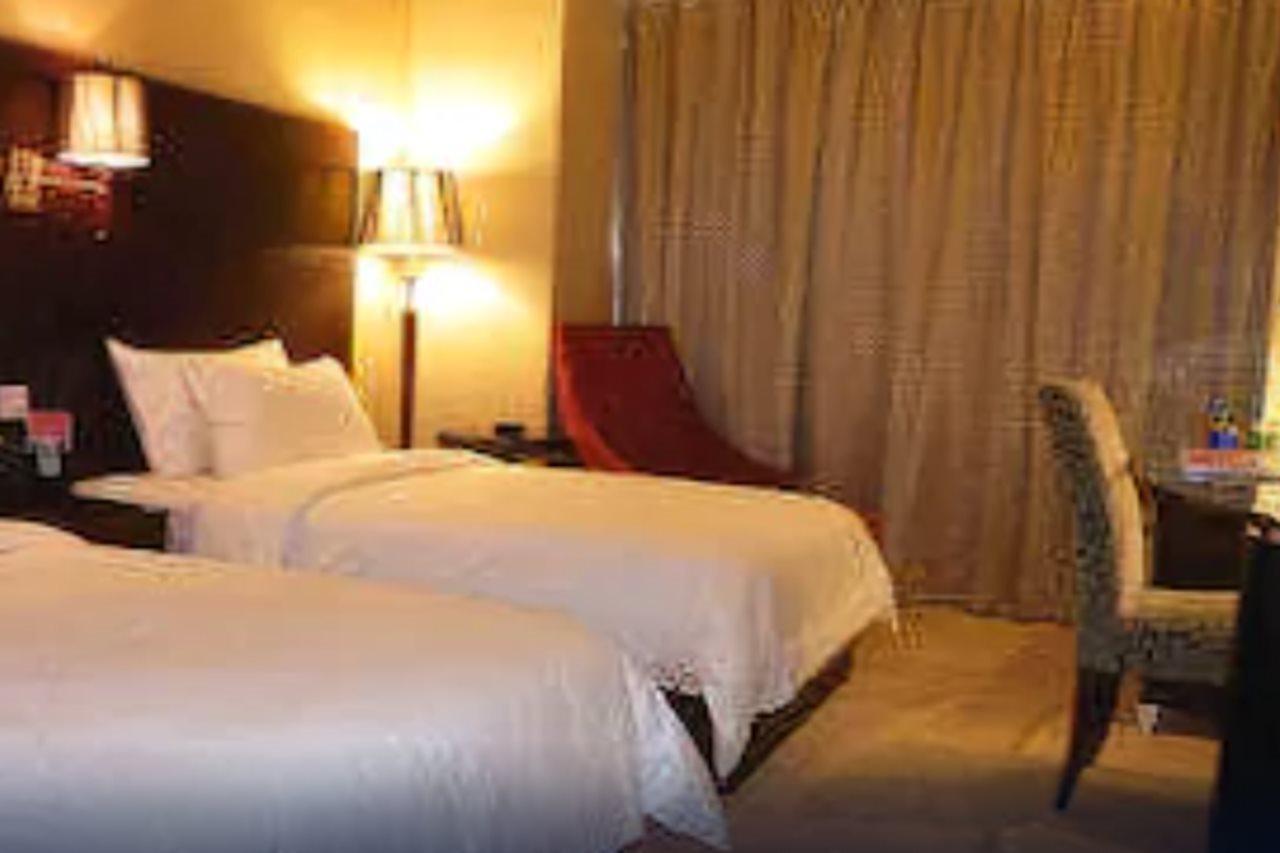 Ramada Shanghai Wujiaochang Bagian luar foto