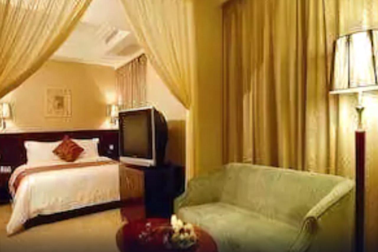 Ramada Shanghai Wujiaochang Bagian luar foto