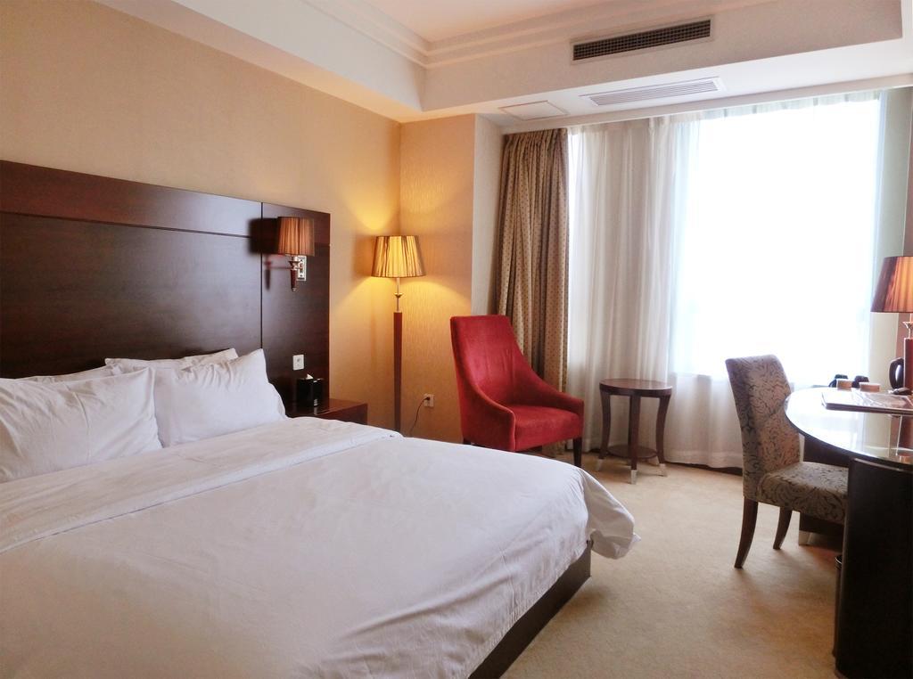 Ramada Shanghai Wujiaochang Ruang foto